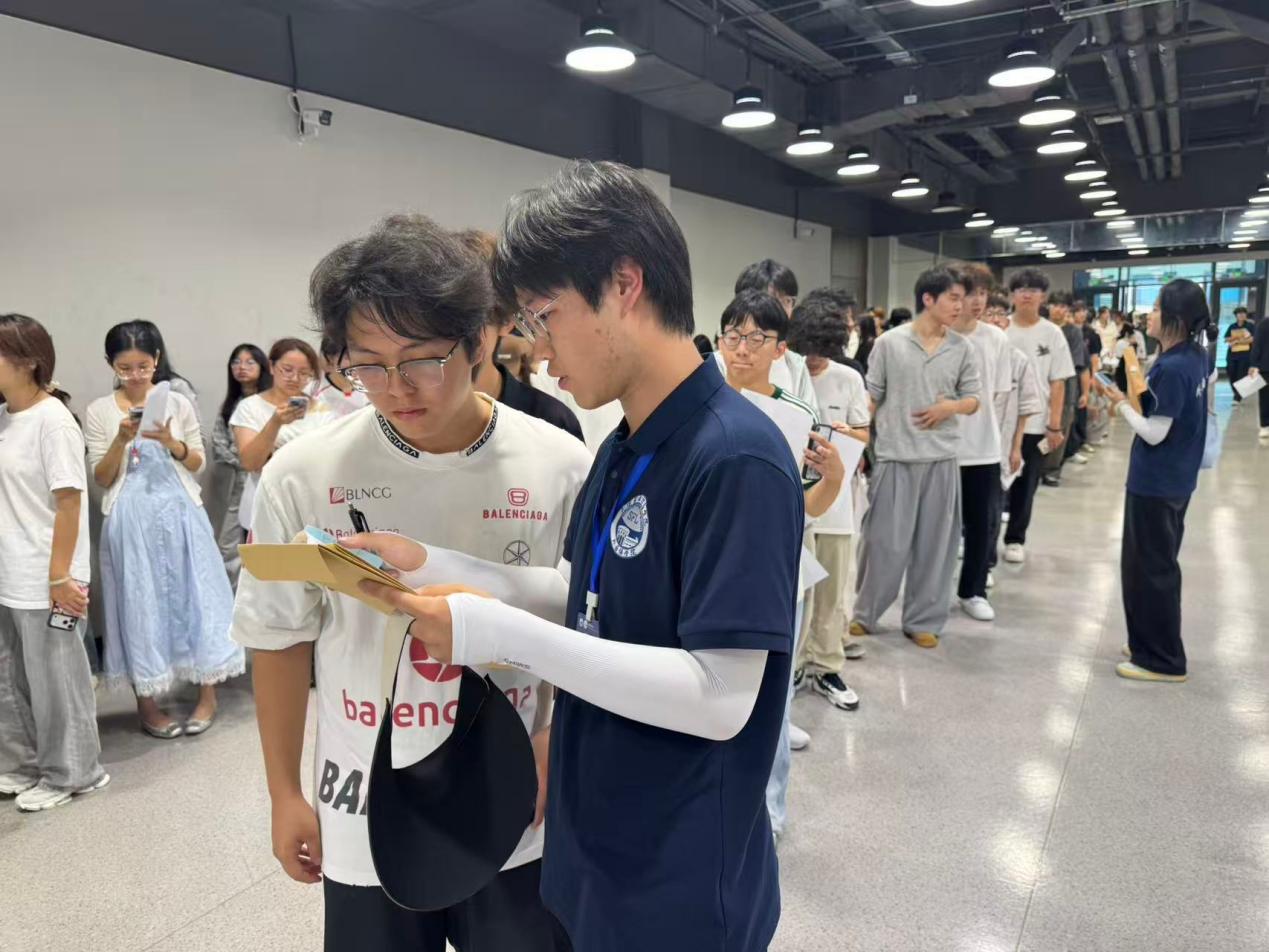 逐梦新程，青春启航｜外国语学院圆满开展2026级新生入学系列活动